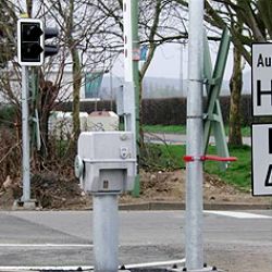 Neue Sicherungstechnik für Bahnübergänge an der Strecke Stolberg-Eschweiler im Mai 2003